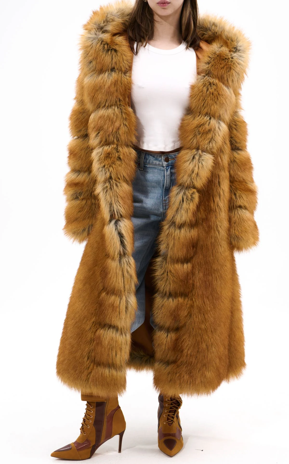 ELIZABETH-TAN FAUX FUR COAT - Image 3