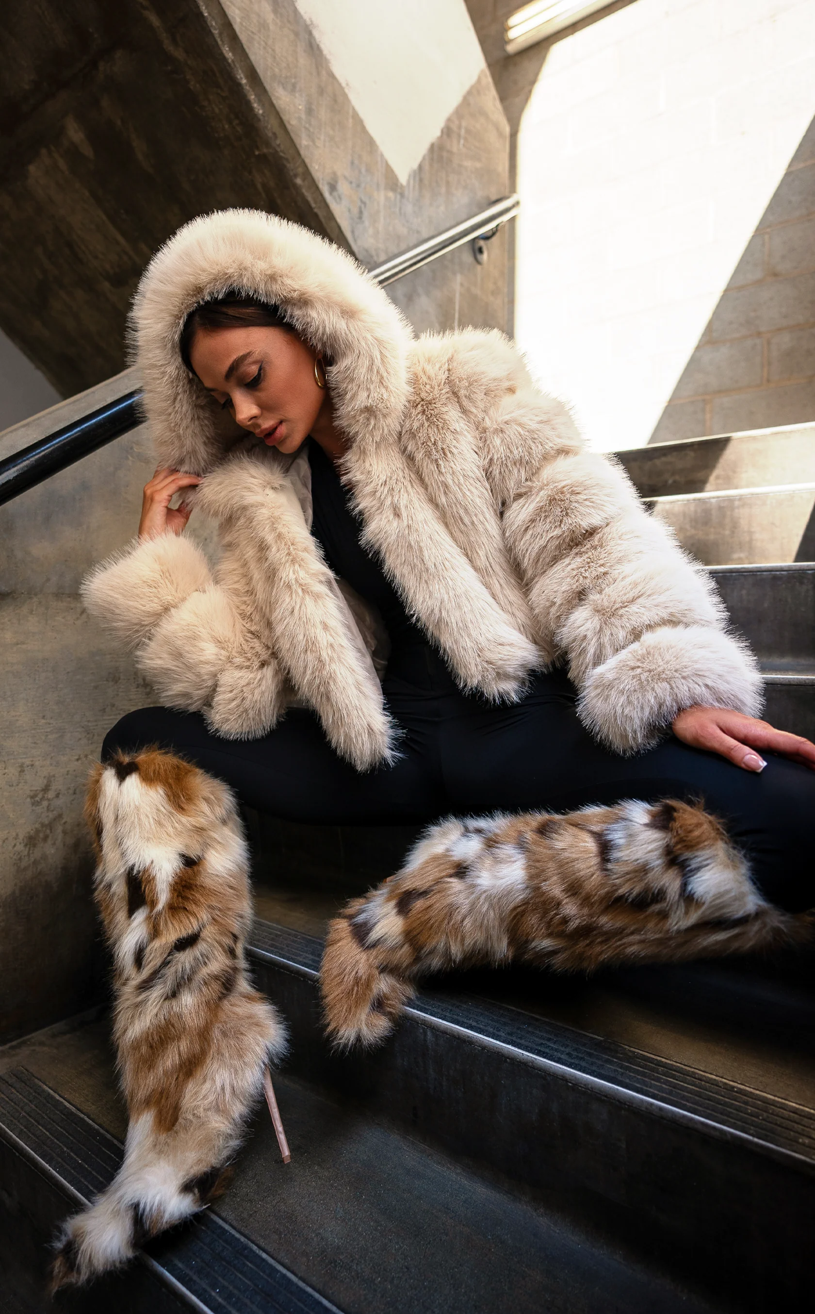 JOLENE-TAN HOODED FAUX FUR JACKET - Image 6