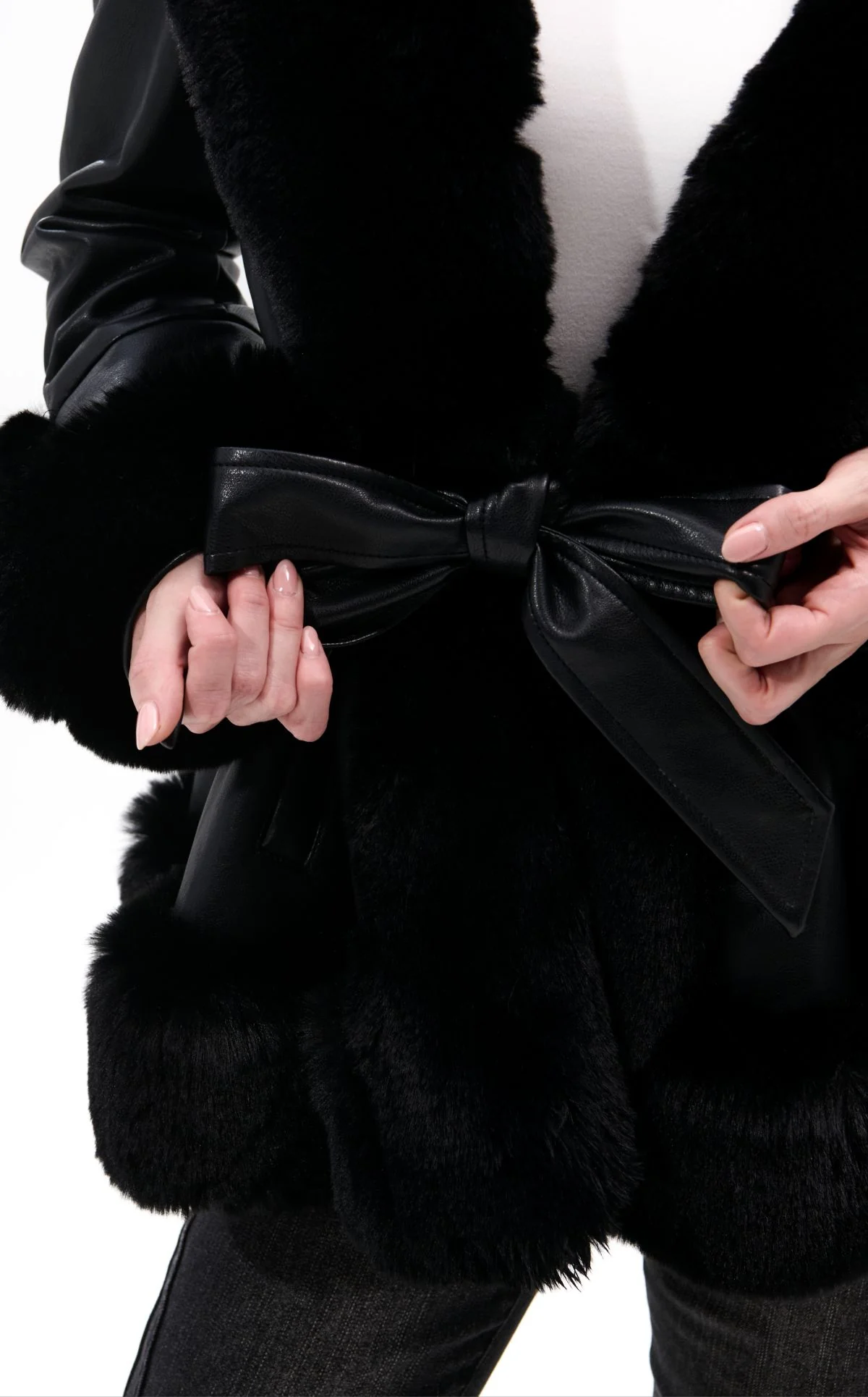 KENZY BLACK FAUX FUR BELTED COAT - Image 5