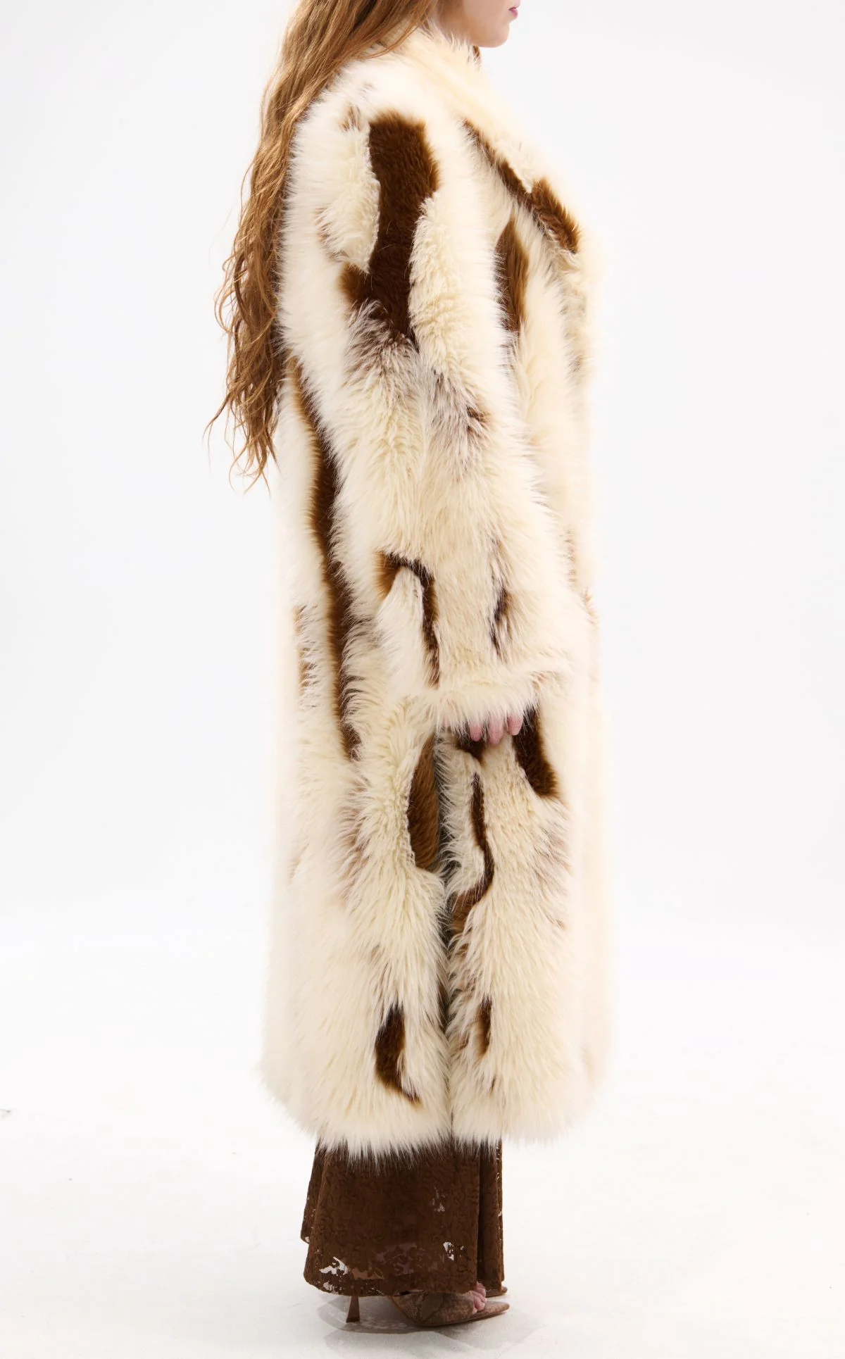 MILES-CREAM FAUX FUR COAT - Image 2