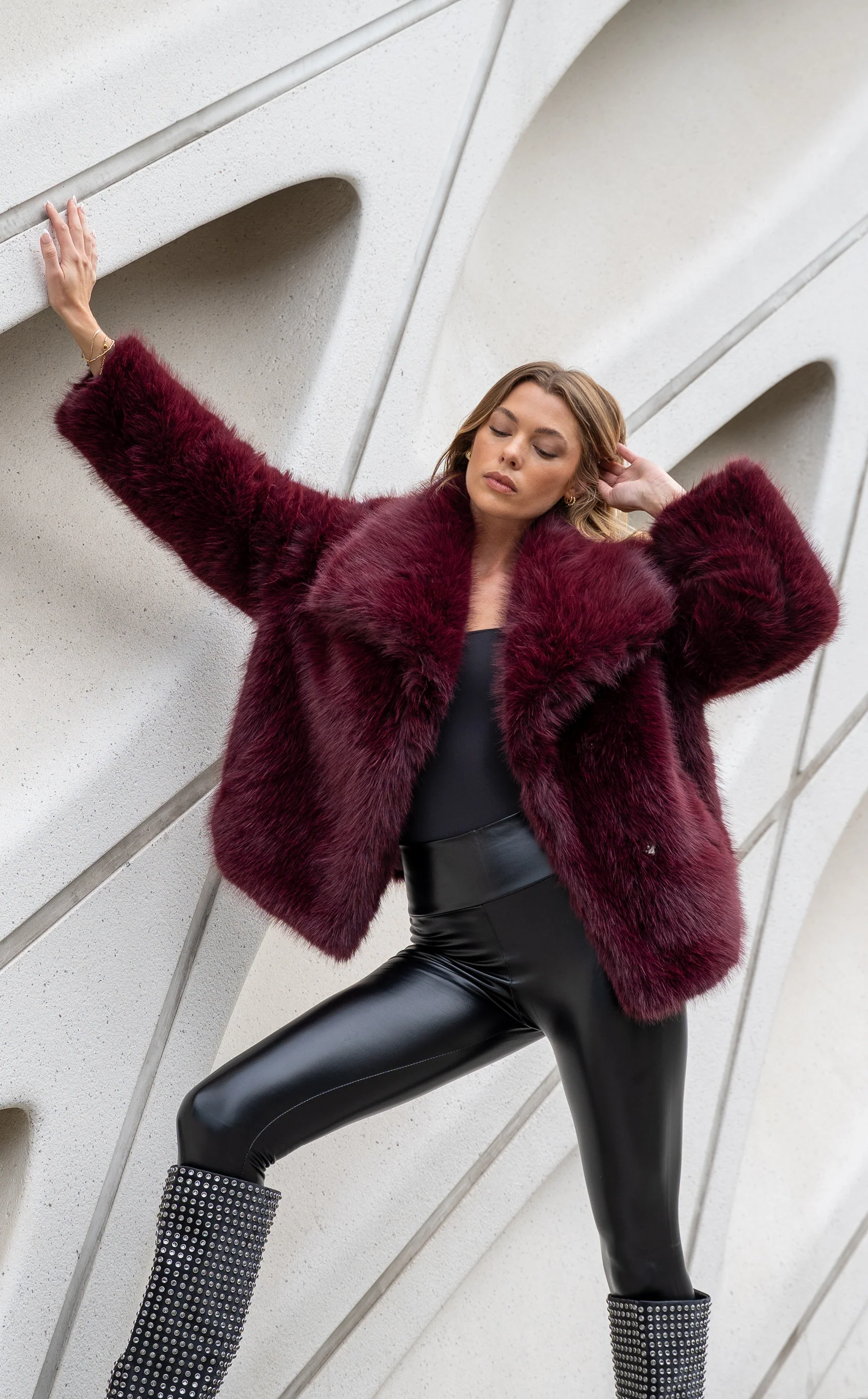 REGINA-BURGUNDY FAUX FUR JACKET - Image 2
