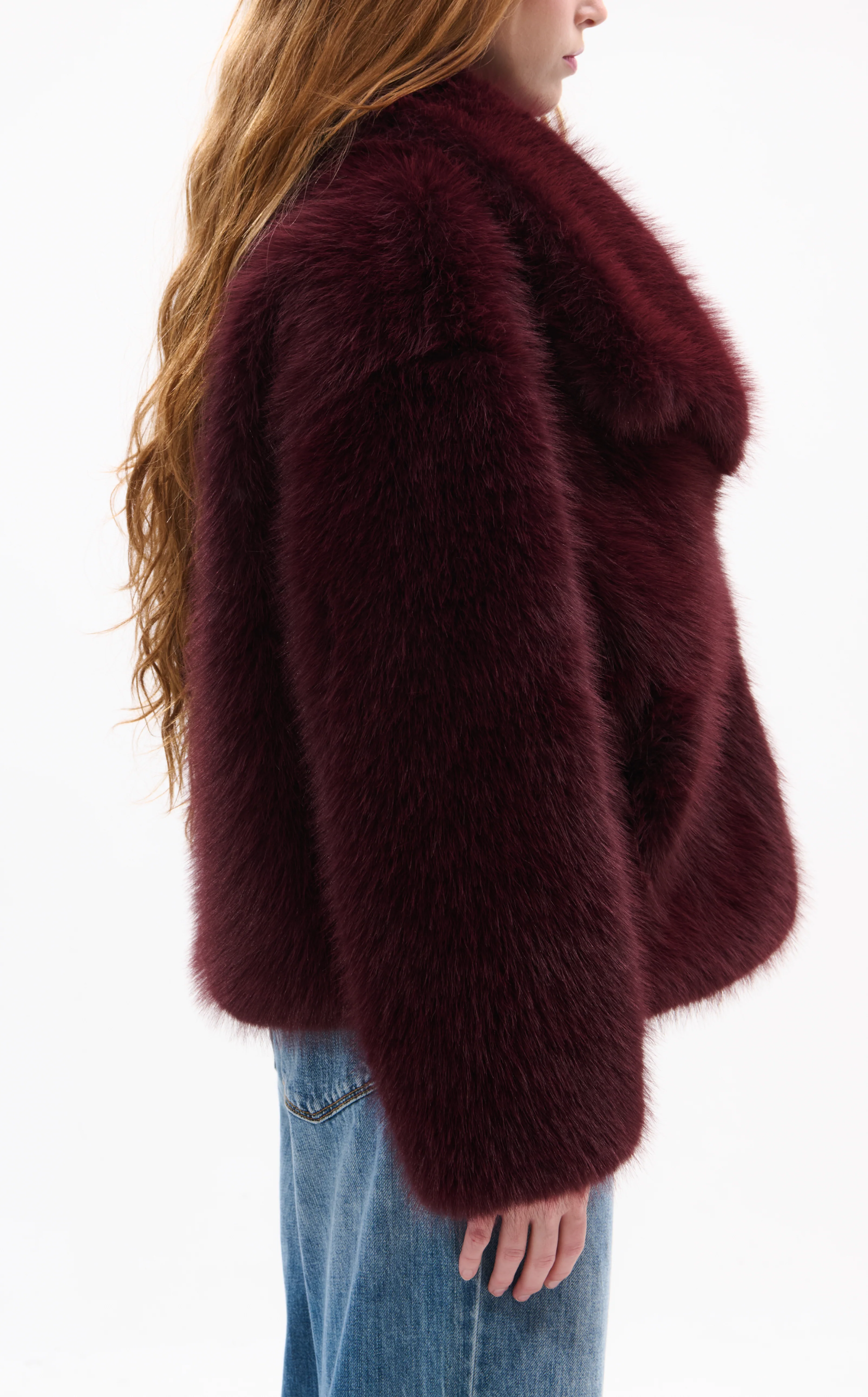 REGINA-BURGUNDY FAUX FUR JACKET - Image 3