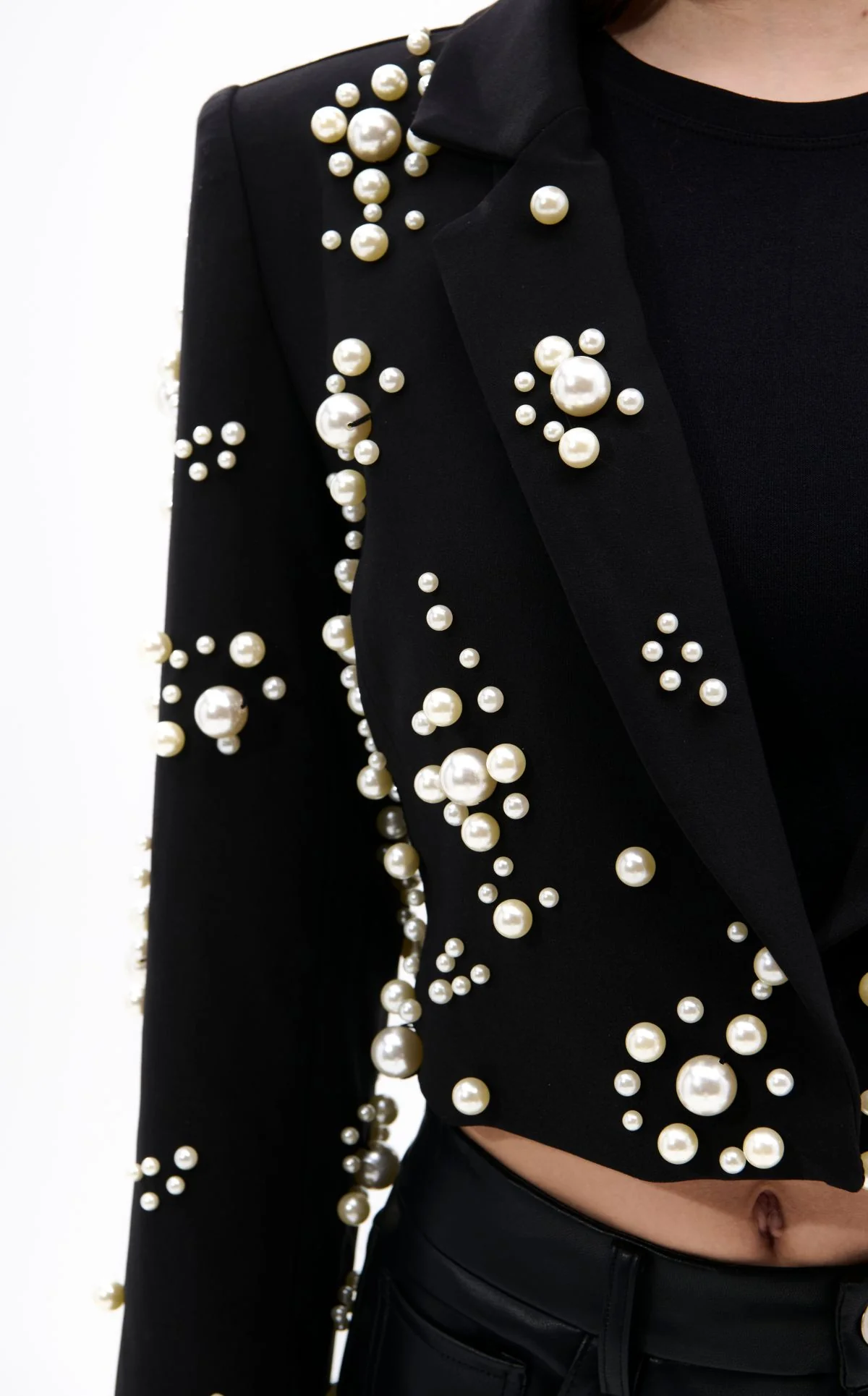 RUTHIE-BLACK PEARL CROPPED BLAZER - Image 4