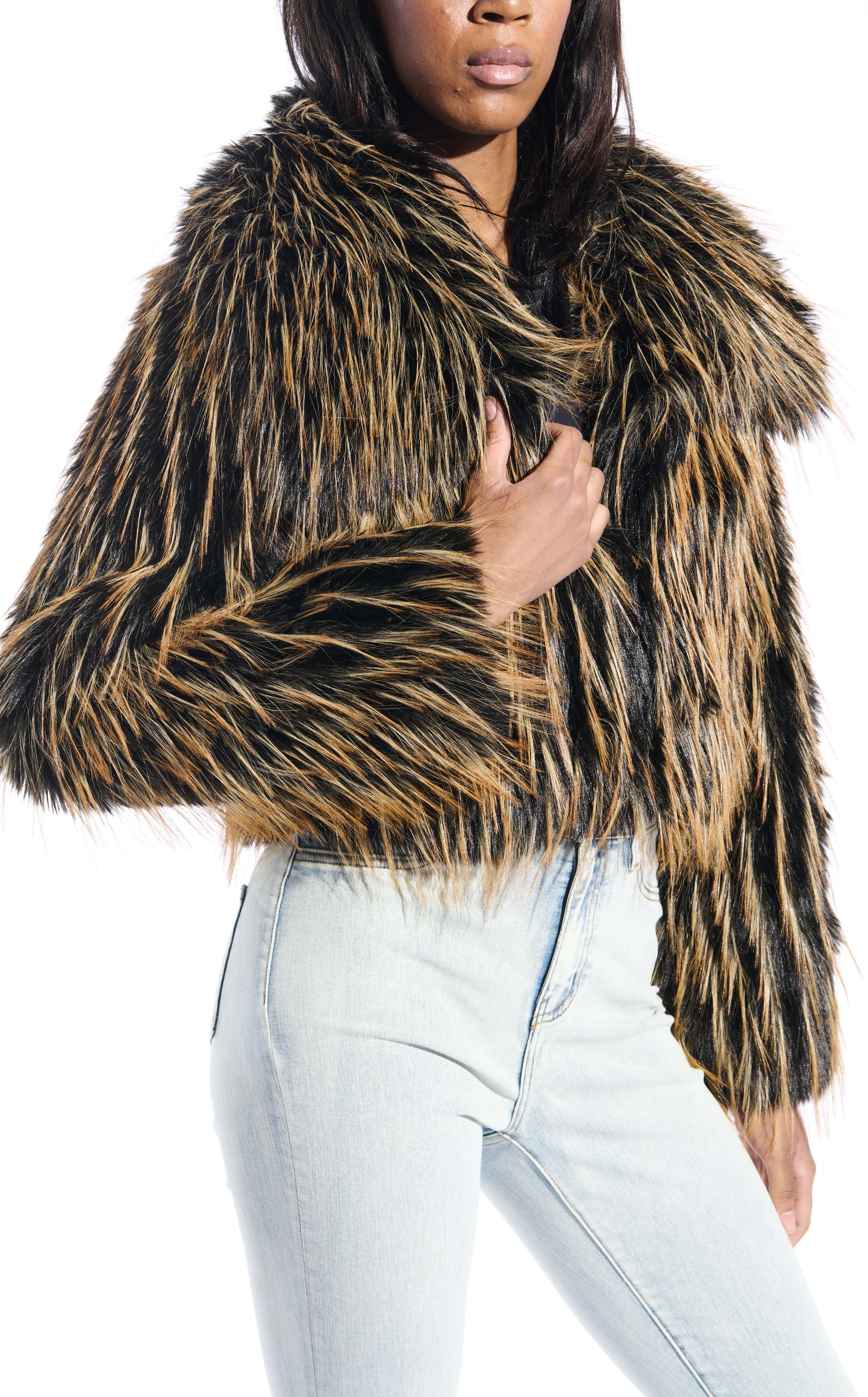 SAOIRSE-BROWNBLACK FAUX FUR JACKET