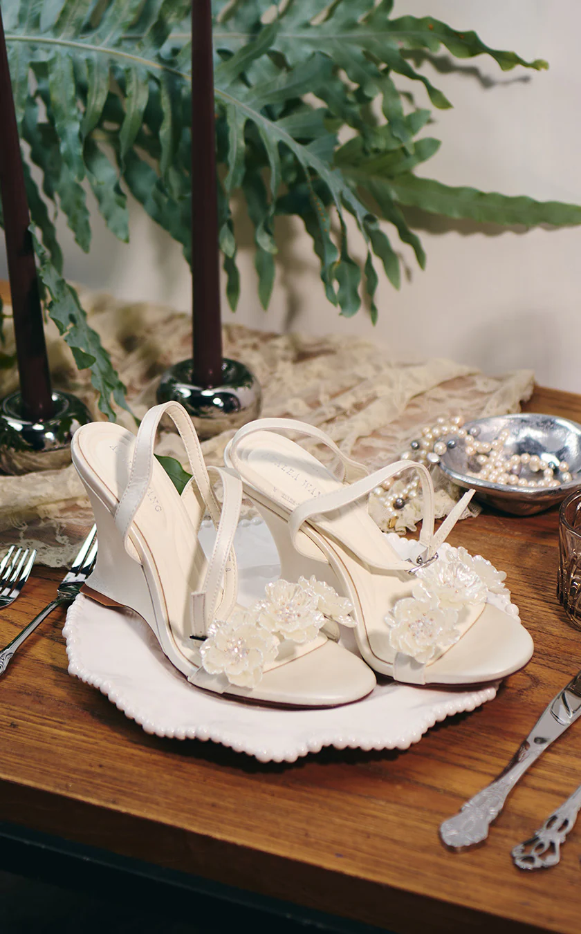 WINTERS-WHITE FLORAL WEDGE SANDAL - Image 7